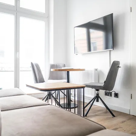 Johouse 4 Apartment *